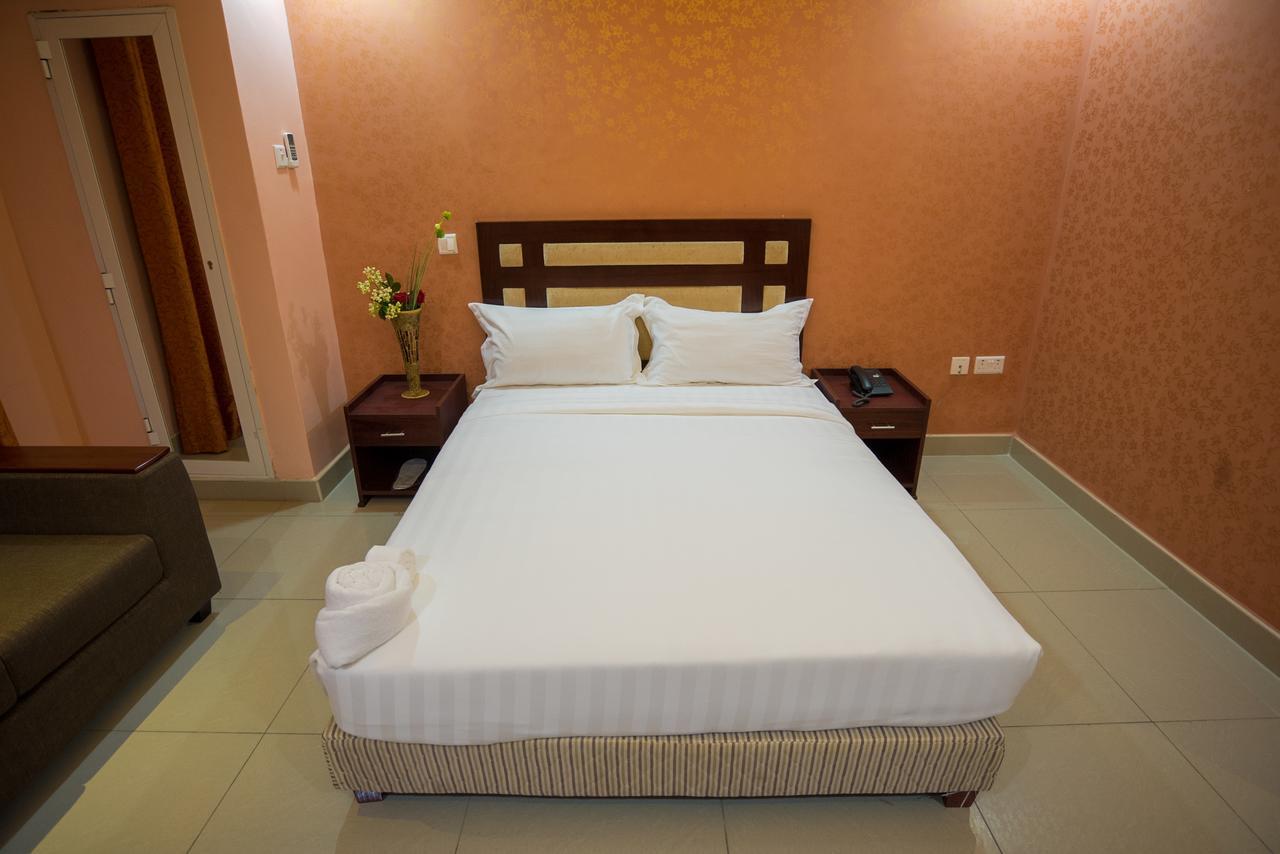 Euro Hotel And Apartments Dar es Salaam Exterior photo